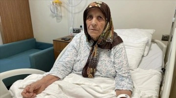 84 yaşındaki depremzede Emine Kadıoğlu: Depreme hastanede yakalandım. Adıyaman'daki evim artık