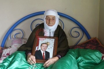 90 yaşındaki Vesile Nine’nin ‘Tayyip Erdoğan’ hayali gerçek oldu
