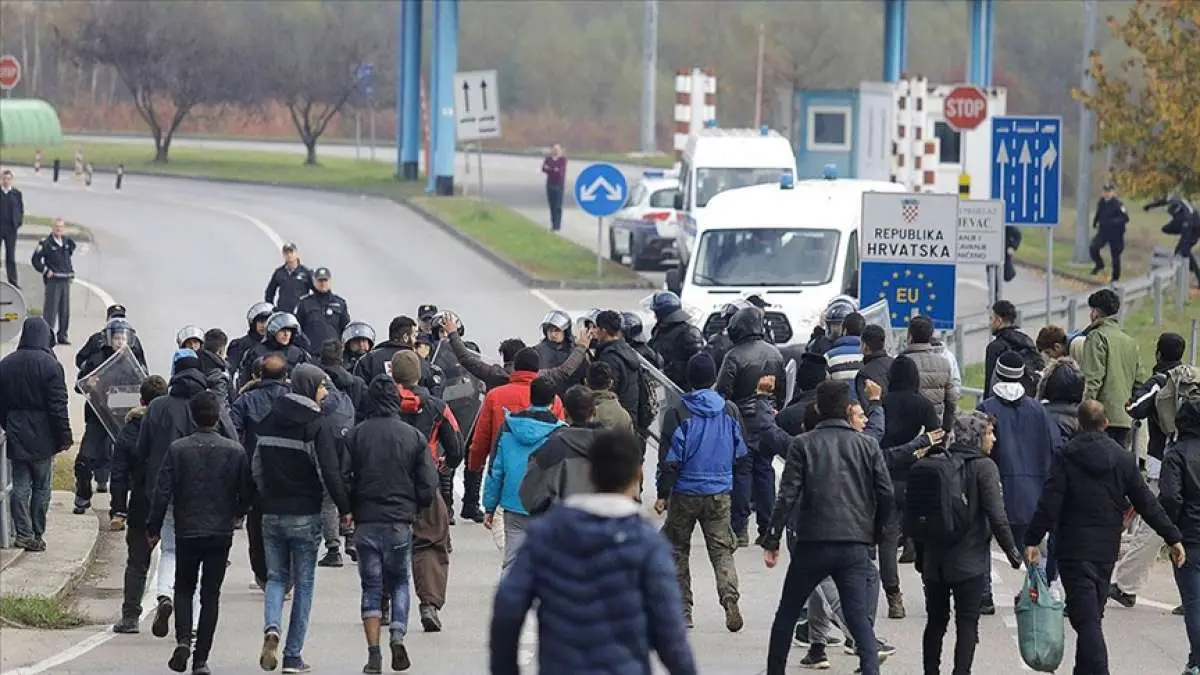 AB, Hırvatistan'dan geri itmelere karşı göçmenlerin temel haklarını korumasını istiyor