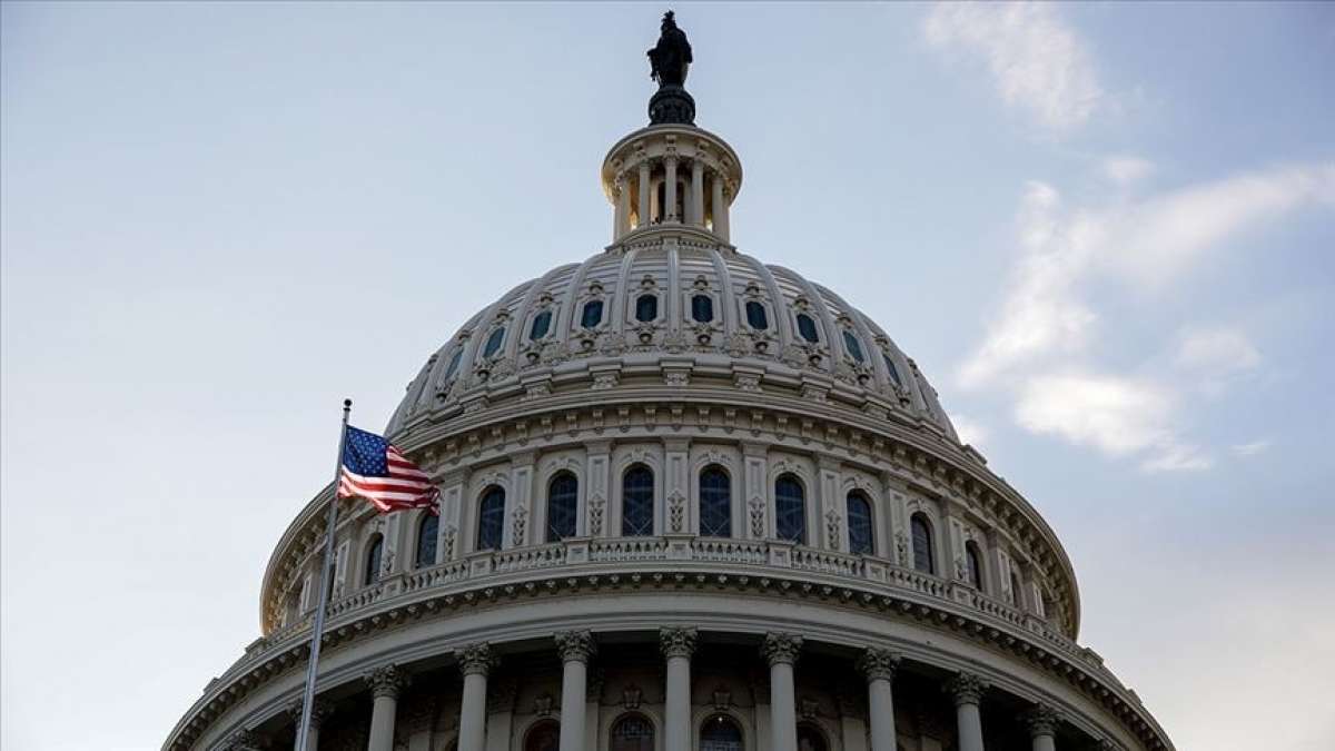 ABD Temsilciler Meclisi'nden Biden'ın Kovid-19 destek paketinin önünü açan bütçe düzenleme