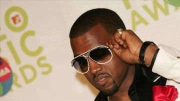 ABD'li rapçi Kanye West adını "Ye" olarak değiştirdi