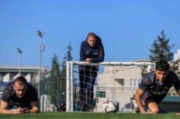 Abdullah Avcı'dan Gaziantep FK maçı öncesi 'hızlı hücum' uyarısı