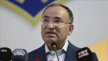 Adalet Bakanı Bozdağ: Kahramanmaraş merkezli depremlerde tutuklananların sayısı 325'e yükseldi