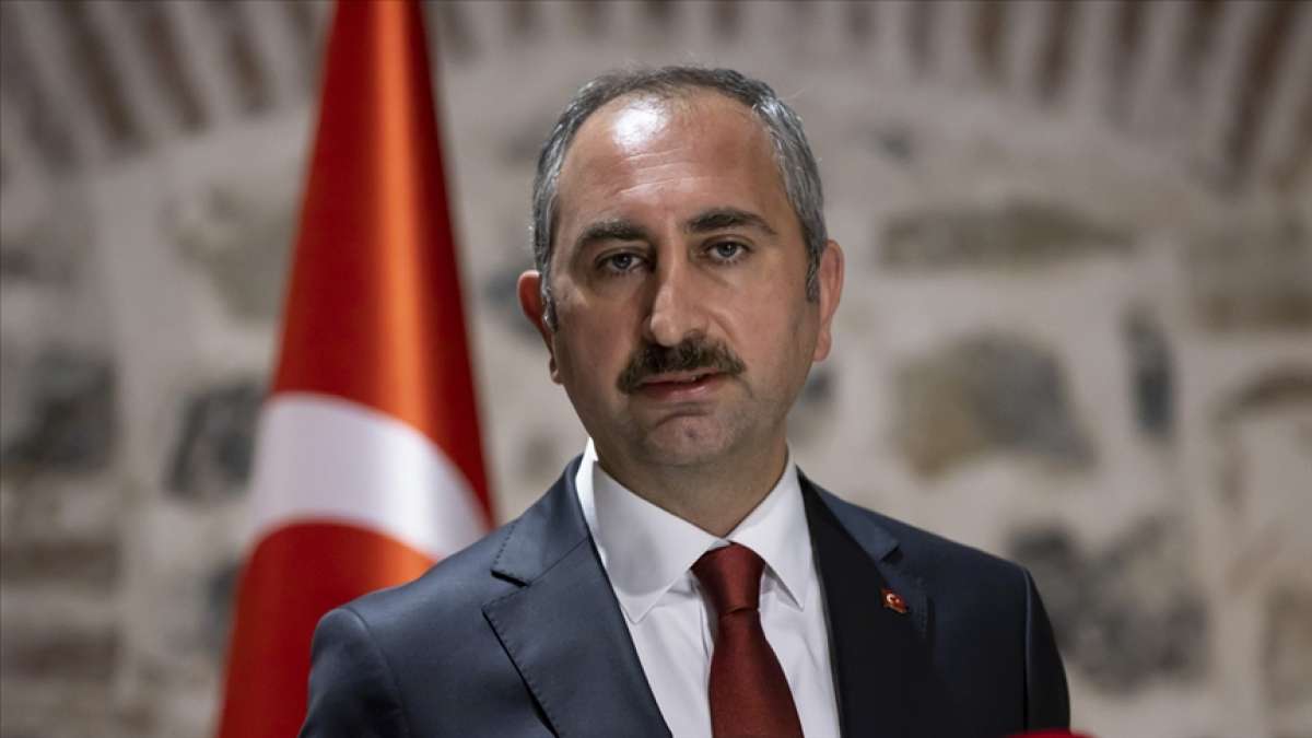 Adalet Bakanı Gül: Hadsizlerin kutsalımız Kabe'ye saygısızlığına hukuk göz yumamaz