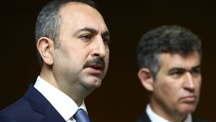 Adalet Bakanı Gül Türkiye Barolar Birliği Başkanı Feyzioğlu ile görüştü