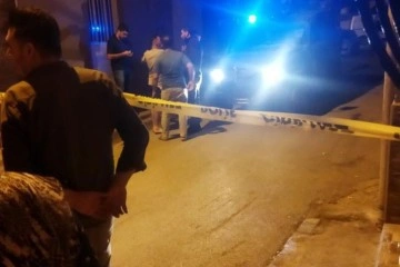 Adana'da bir evin bahçesinde el bombası bulundu