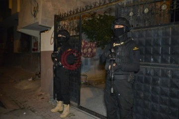Adana’da DEAŞ'a şafak operasyonu: 5 gözaltı