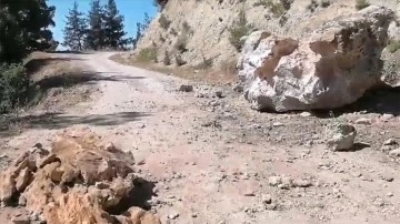 Adana'da deprem sonrası "kaya düşmesi tehlikesi" uyarısı