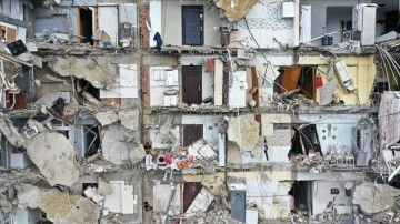 Adana'da depremde 11 kişinin öldüğü apartmanla ilgili 4 sanığa dava