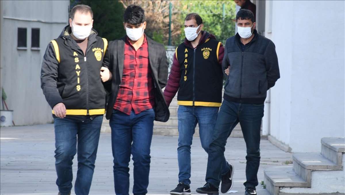 Adana'da emekli noteri dördüncü kez dolandırmak isterken yakalanan 5 zanlı tutuklandı