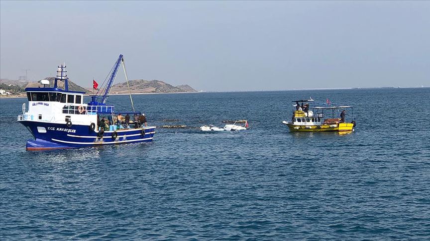 Adana’da kayalıklara çarparak batan teknedeki 6 kişi kurtarıldı
