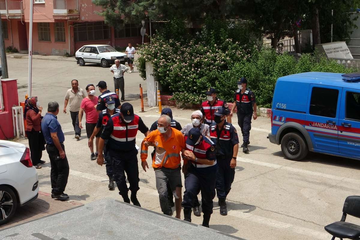 Adana'daki bıçaklı kavgaya 1 tutuklama