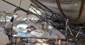 Adıyaman’da tekstil fabrikasının çatısı çöktü