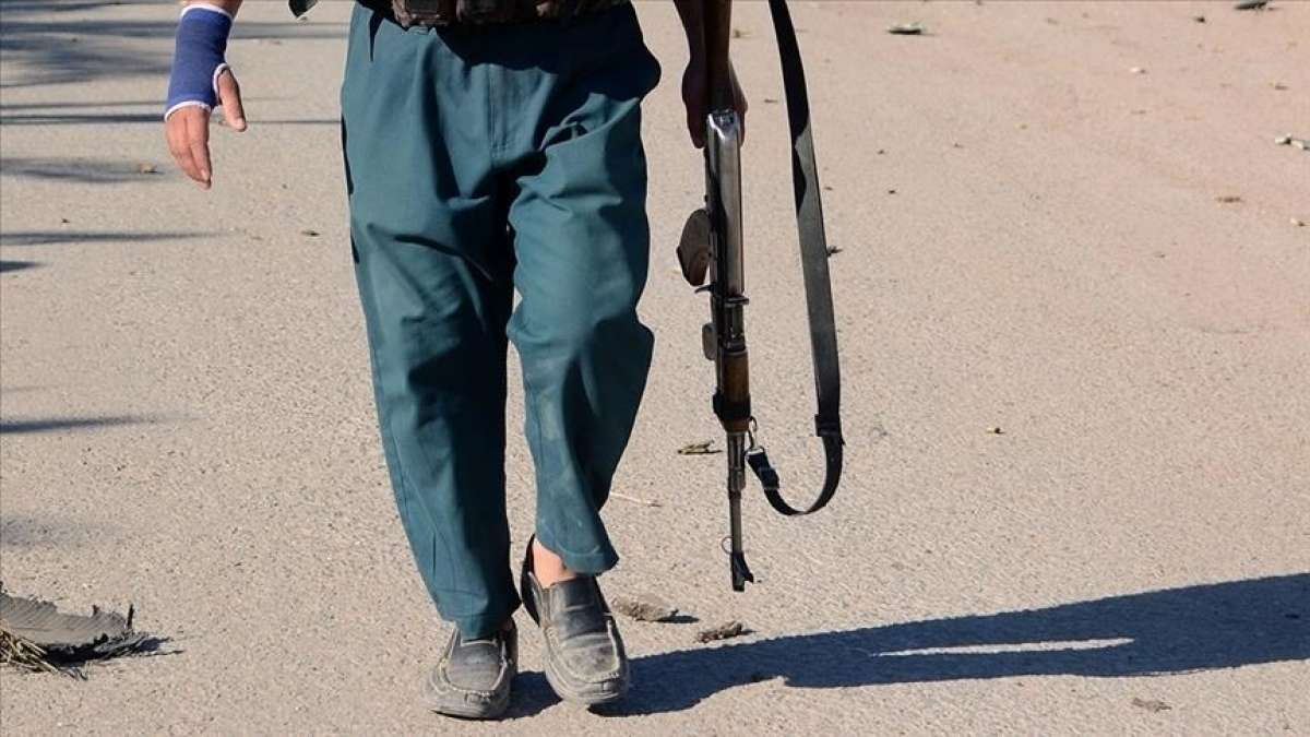 Afganistan'da iki ilçe Taliban kontrolüne geçti