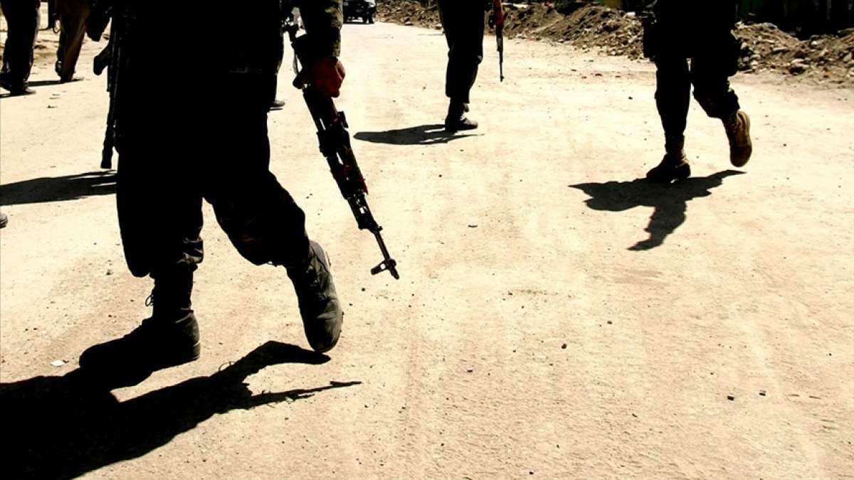 Afganistan'da Taliban, Kunduz vilayet merkezinin bazı bölgelerini ele geçirdi: 11 ölü, 41 yaral