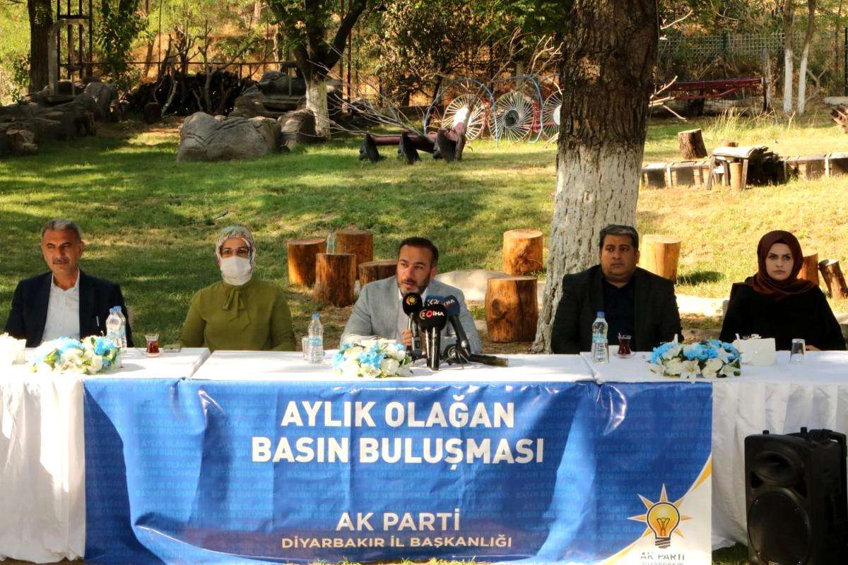 AK Parti Diyarbakır İl Başkanı Aydın, gazetecilerle buluştu