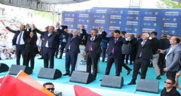AK Parti Genel Başkanvekili Yıldırım, Şırnak’ta halka hitap etti