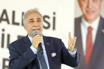 AK Parti Milletvekili Ahmet Eşref Fakıbaba partisinden ve milletvekilliğinden istifa etti