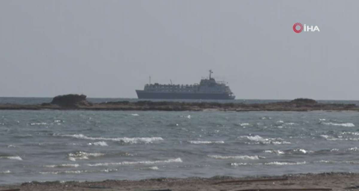 Akdeniz'de krize neden olan kargo gemisi İspanya'ya doğru yola çıktı