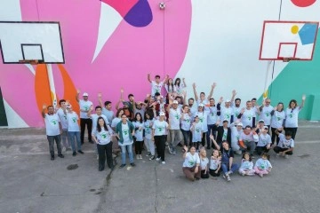 &lsquo;Aksa İyilik Takımı&rsquo;ndan okul d&ouml;n&uuml;ş&uuml;m projesi