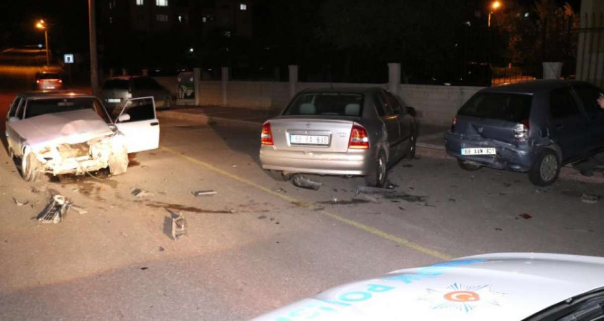 Aksaray'da 5 araçlı trafik kazası: 1 yaralı