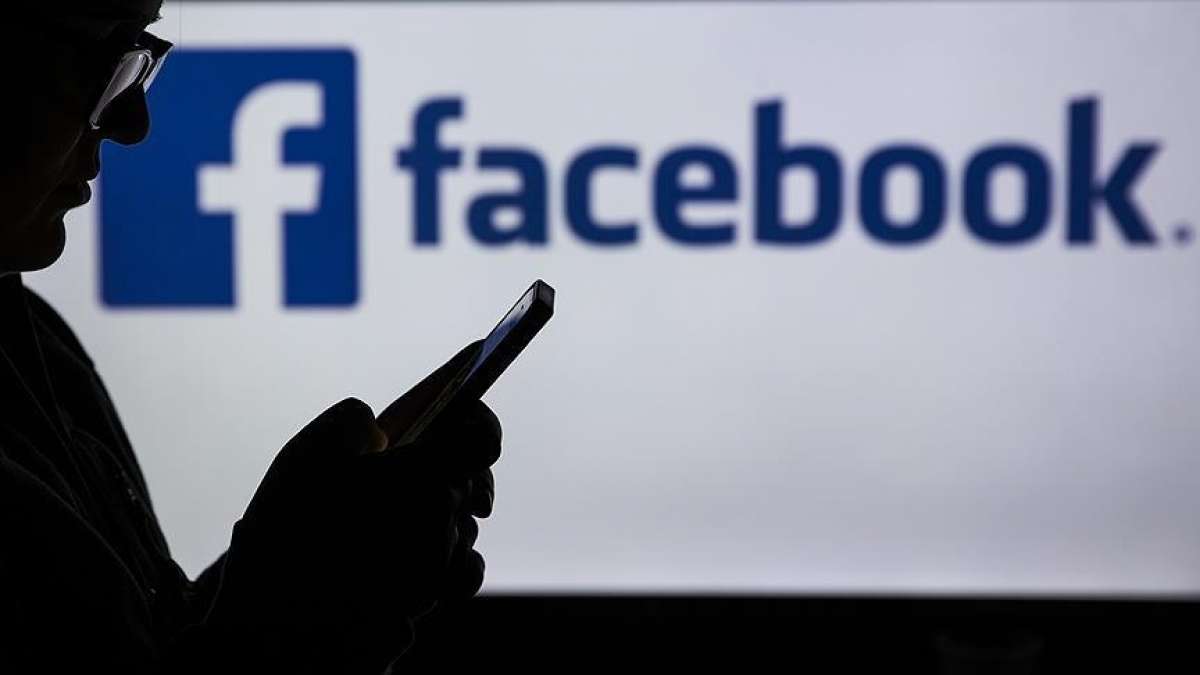 Almanya, kamu kurumlarından yıl sonuna kadar Facebook'u kullanmaya son vermesini istedi