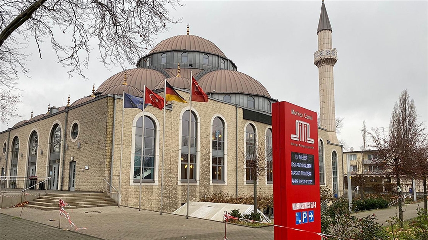 Almanya'da camiye İslamofobik içerikli mektup gönderildi