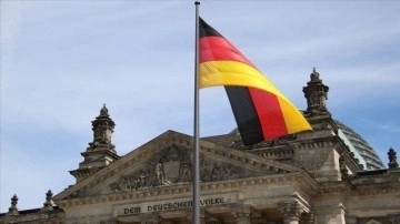 Almanya'da tüketici güveni 4 ay sonra ilk kez yükseldi