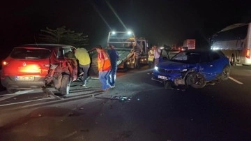 Anadolu Otoyolu'nda cip ile otomobil çarpıştı! 2 kişi yaralandı