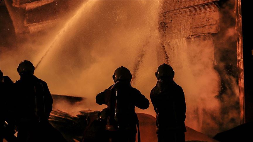 Ankara Siteler’de çıkan yangın çevredeki binalara sıçradı