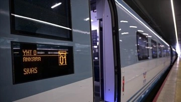 Ankara-Sivas Hızlı Tren Hattı'nın a&ccedil;ılışı i&ccedil;in son hazırlıklar yapılıyor