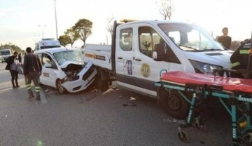 Ankara'da 3 aracın karıştığı kazada 10 kişi yaralandı