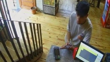 "Annemi arayacağım" bahanesiyle hesabına 40 bin TL gönderip, kaçtı