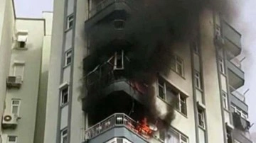 Antalya'da 13 katlı binada korkutan yangın!