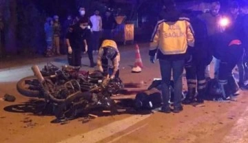 Antalya'da motosikletler çarpıştı, sürücüler öldü