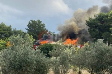 Antalya'da ormanlık alana yakın bölgede çıkan ev yangını korkuttu