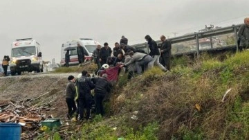 Antalya'da yağış kazaya neden oldu: 1&rsquo;i ağır 5 kişi yaralı