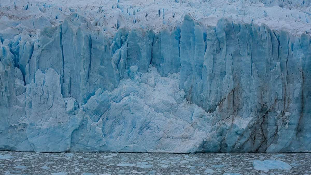 Antarktika'da dünyanın en büyük buzdağı koptu