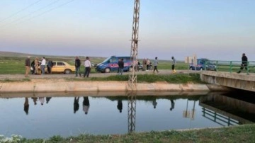 Araç sulama kanalına düştü: 4 kişi hayatını kaybetti
