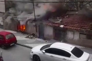 Arnavutköy’de korkutan gecekondu yangını