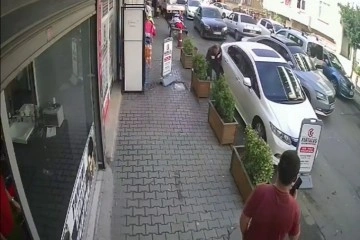 Arnavutköy’de park kavgasında silahlar konuştu: 1’i çocuk 2 yaralı