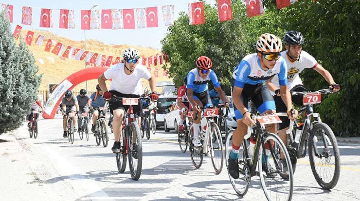 Arslantepe UNESCO Yolunda Bisiklet Yarışı, Malatyada yapıldı
