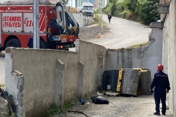 Ataşehir'de feci kaza: Silindir aracının altında kalan işçi can verdi