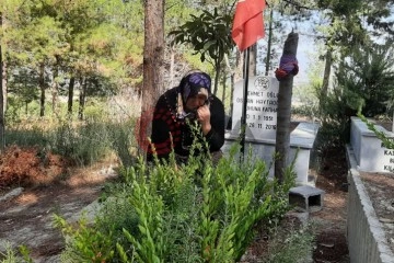 Azra’nın annesi, katilinin ölüm haberini kızına mezarında verdi