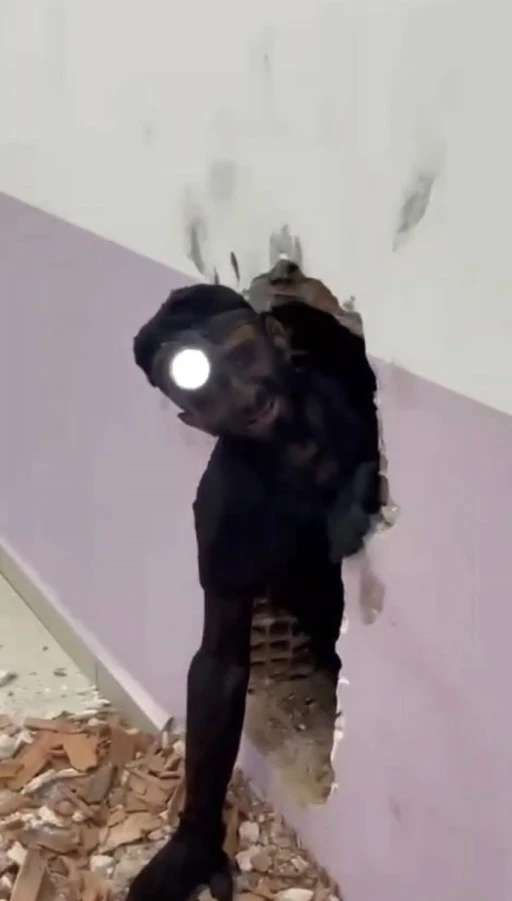 Bacadan "K&ouml;m&uuml;r Adam" &Ccedil;ıktı!