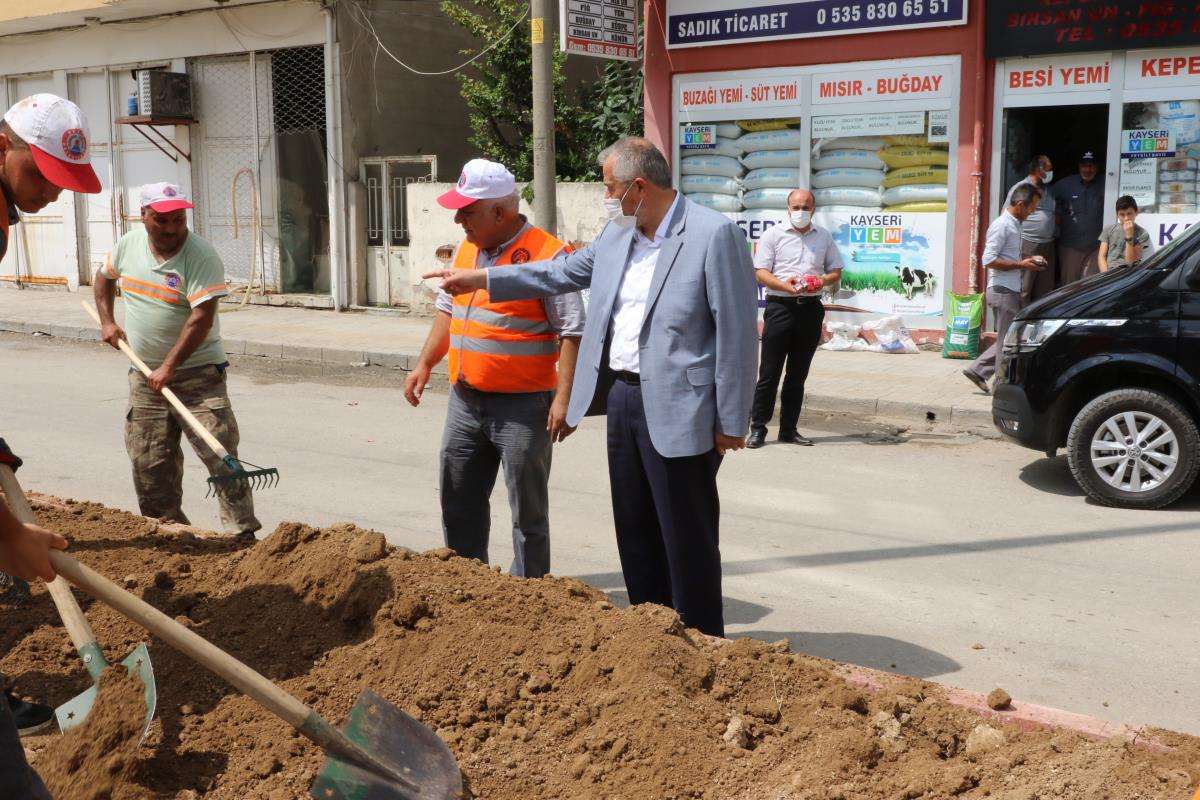 Bafra Belediye Başkanı Hamit Kılıç, yürütülen çalışmaları inceledi