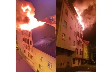 Bağcılar’da bir binanın çatısı alev alev yandı