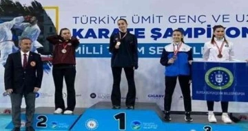 Bağlar Belediyesi’nin milli sporcusu Sena Kızılaslan yeniden Türkiye şampiyonu oldu