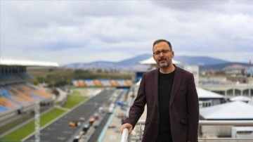 Bakan Kasapoğlu, Intercity İstanbul Park'ta incelemelerde bulundu