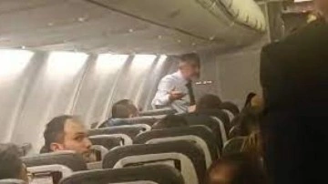 "Bakan Nebati uçağı bekletti, yolcularla tartıştı" yalanı deşifre oldu